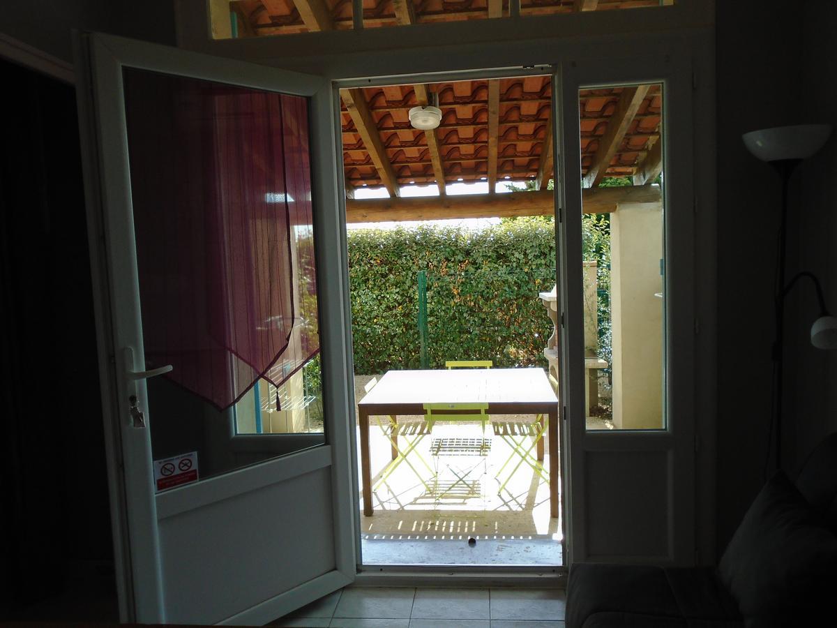 Gite Les Feuilles De Chene Villa Carpentras Luaran gambar